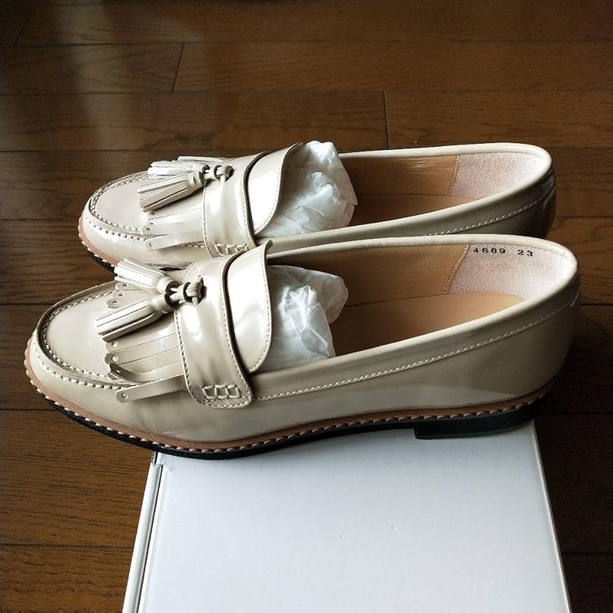 ツモリチサト　エナメル本革ローファー　新品 ツモリチサトエナメルローファー